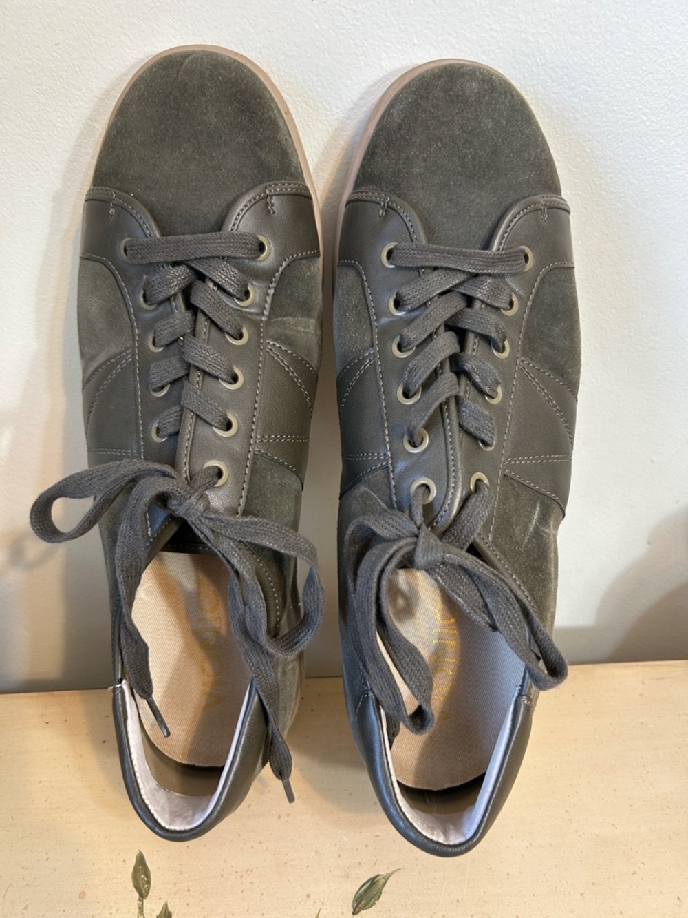 Vionic Olive Green Jerome Suede Low-Top Suede Sneakers